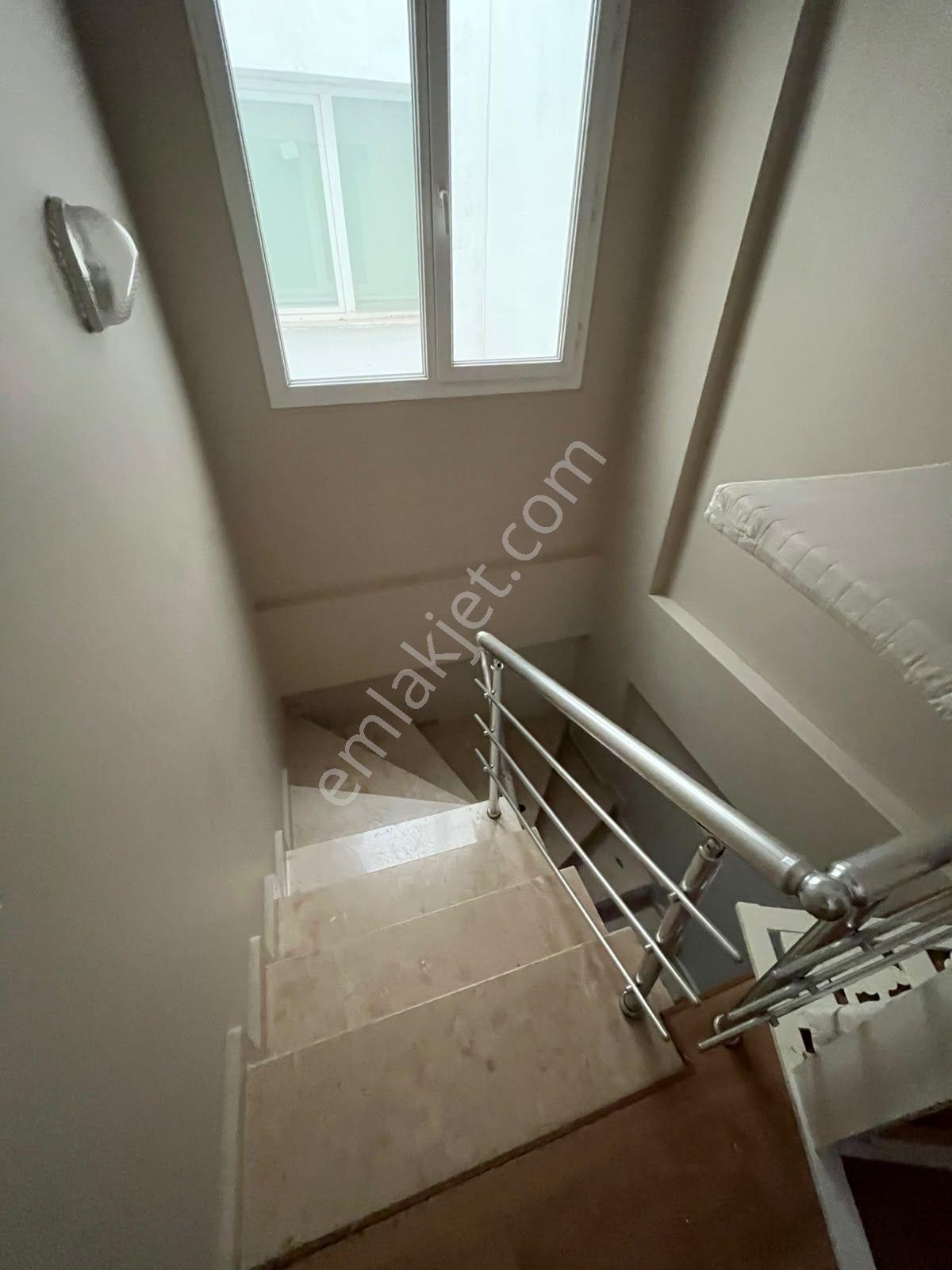 Mutlu Mahallesi Satılık Dubleks 5+1 220 M2 3 Katlının Çatı Dubleksi Full Özelikli Balkonlu Teraslı Ç — fotoğraf 14