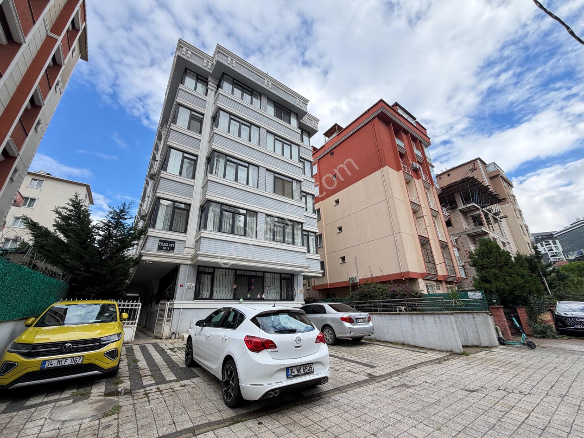 Maltepe Cevizli Mahallesinde 2+1 Satılık Daire — fotoğraf 5