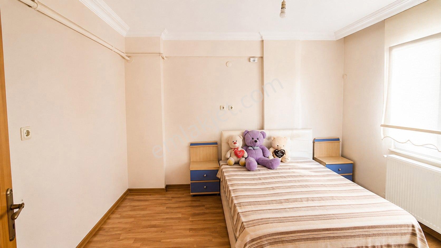 Yıldız Mah. Otoban Çıkışına 2dk Msf.satılık 4 Katlı Komple Bina — fotoğraf 8