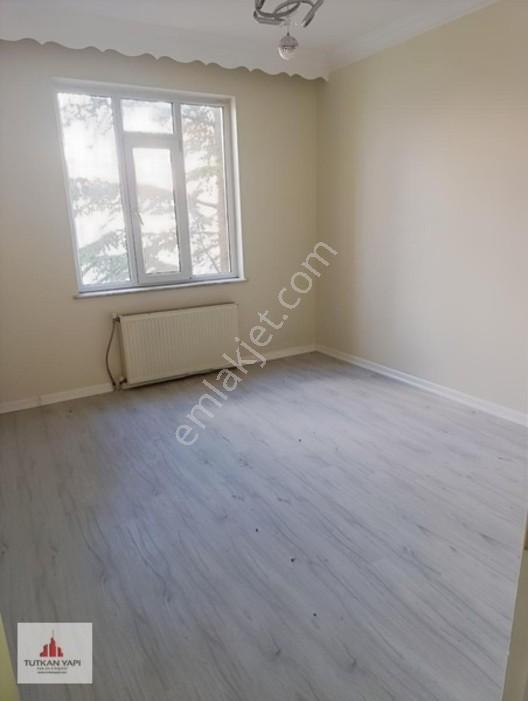 Yenidoğan Mh. Salı Pazarı Üstü Satılık 3+1 160m2 Ara Kat Kombili — fotoğraf 6