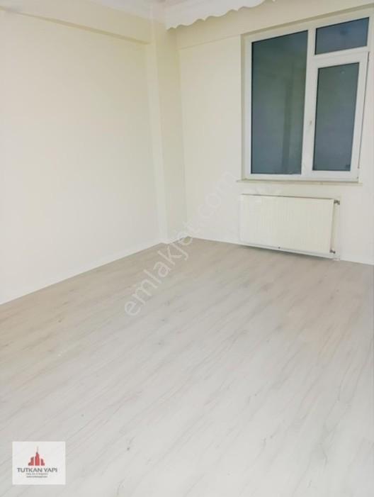 Yenidoğan Mh. Salı Pazarı Üstü Satılık 3+1 160m2 Ara Kat Kombili — fotoğraf 9