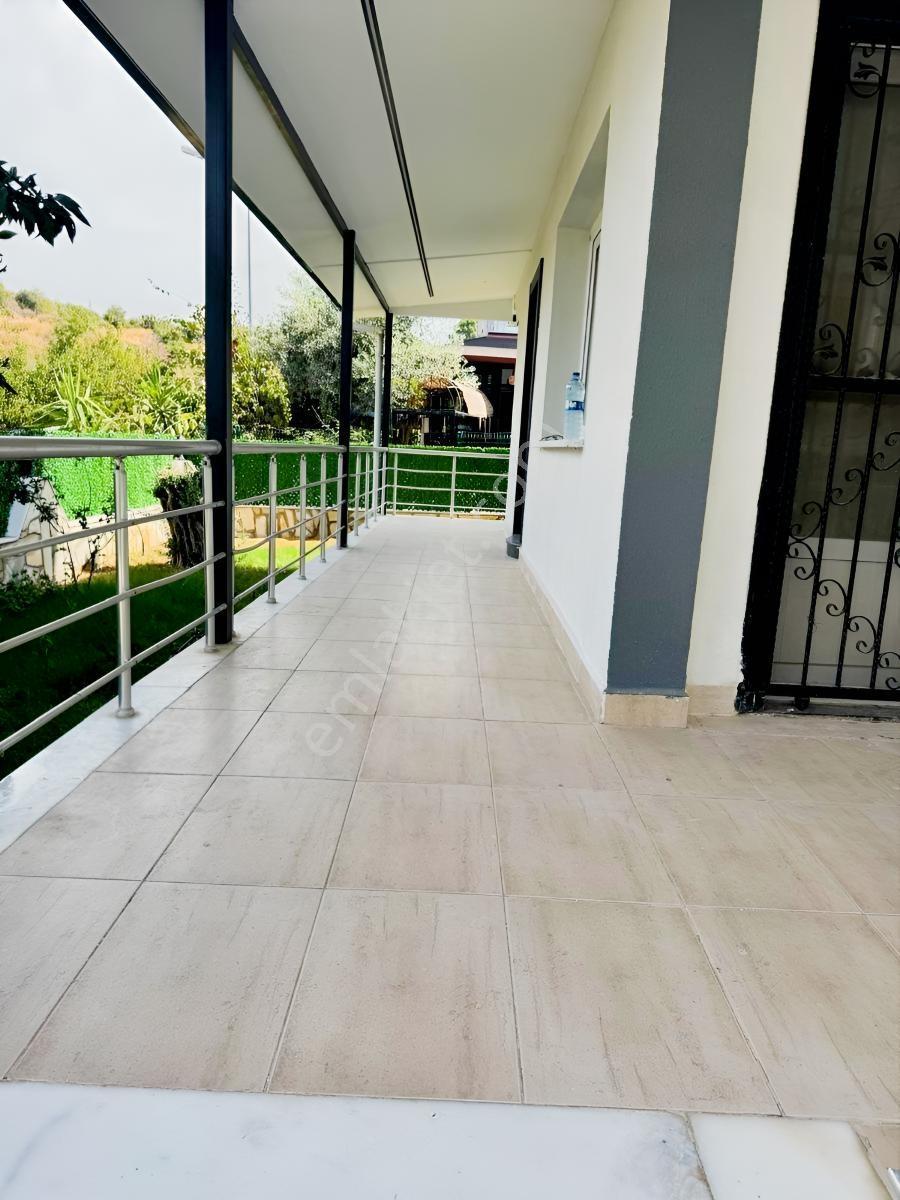 Davutlar Merkezde Özel Havuzlu Müstakil 6+1 Villa — fotoğraf 5