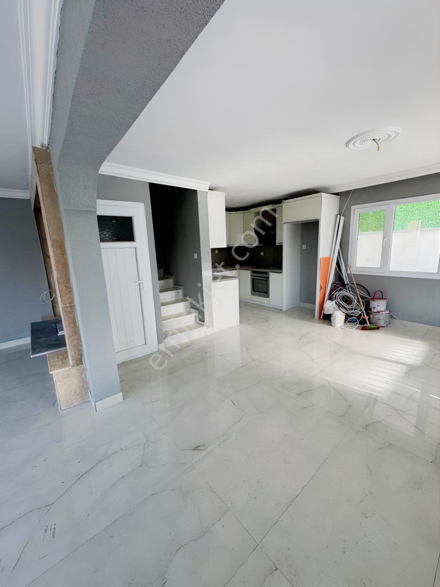 Davutlar Merkezde Özel Havuzlu Müstakil 6+1 Villa — fotoğraf 11