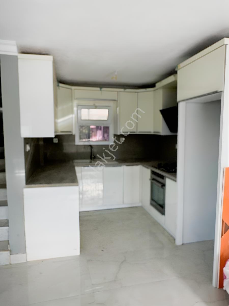 Davutlar Merkezde Özel Havuzlu Müstakil 6+1 Villa — fotoğraf 20