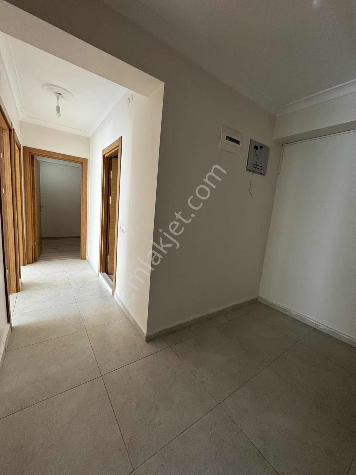 Ertaş Caddesi Yanı Satılık Asansörlü Kombili 2+1 Daire — fotoğraf 12