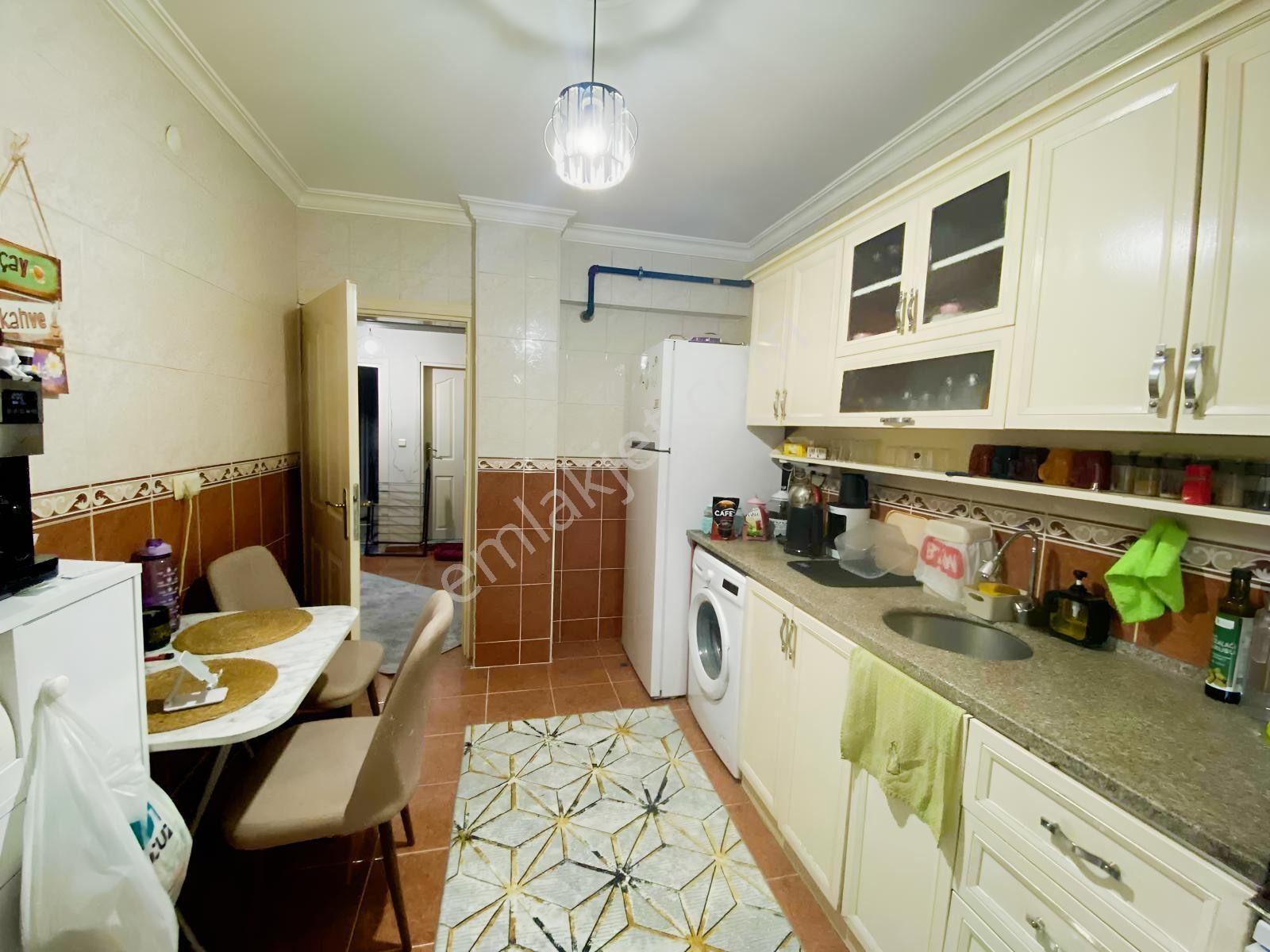Çorlu Çobançeşme Mahallesinde Anacadde Üzerind Satılık 2+1 Daire — fotoğraf 3
