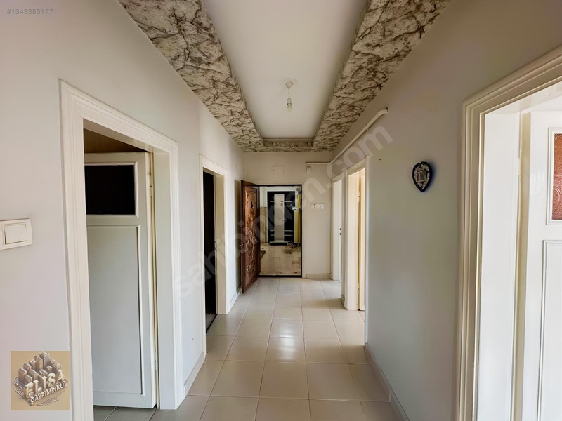 Çarşı Merkez'de Hemen Taşın Halde 3+1 Yapılı 11.kat Güney Batı — fotoğraf 3