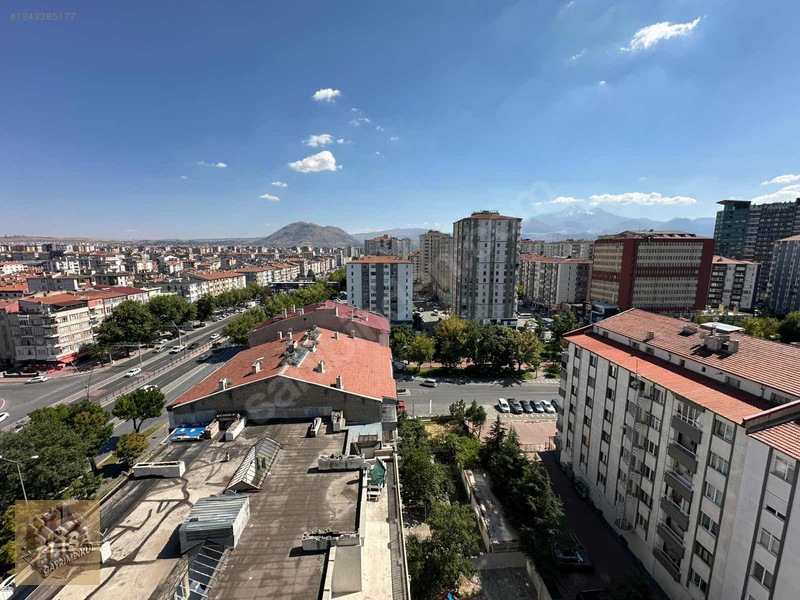 Çarşı Merkez'de Hemen Taşın Halde 3+1 Yapılı 11.kat Güney Batı — fotoğraf 5