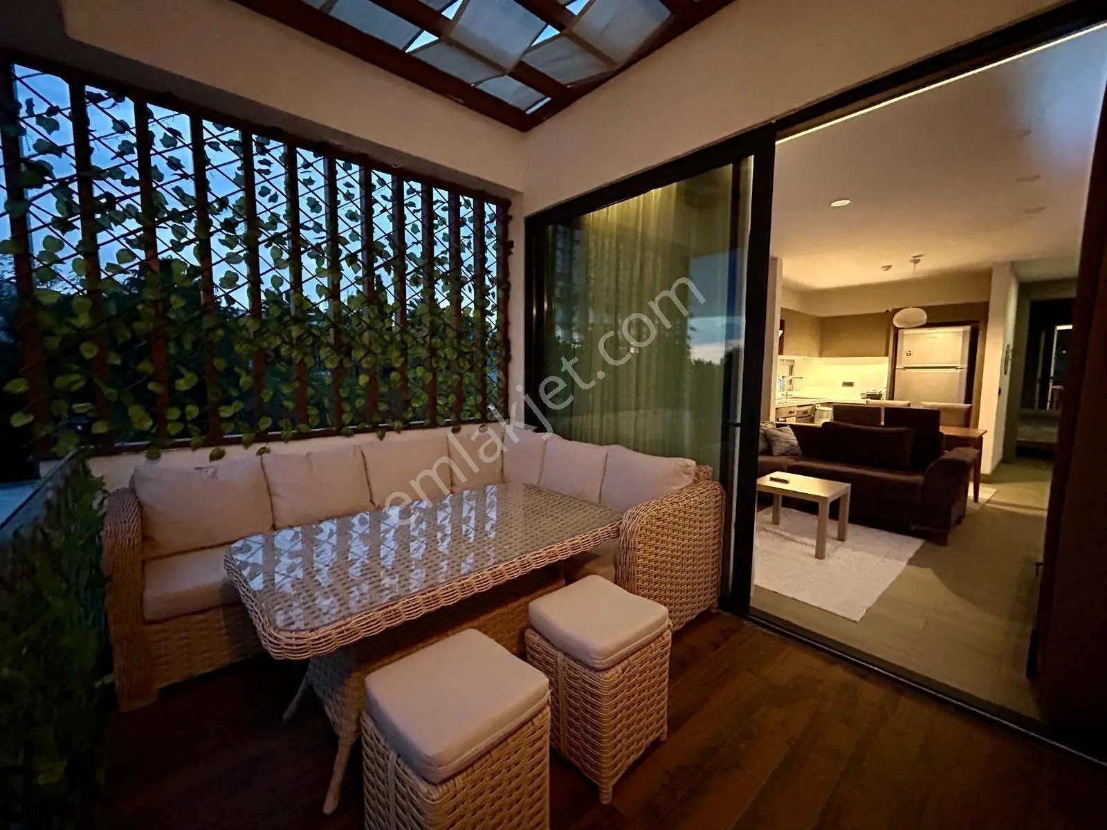 Bodrum Eskiçeşme'de Satılık Yatırımlık 1+1 Lüks Daire — fotoğraf 12