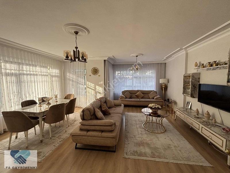 Alfa'dan Merdivenköy'de Satılık 3+1daire, 120m²hastanelere Yakın — fotoğraf 2