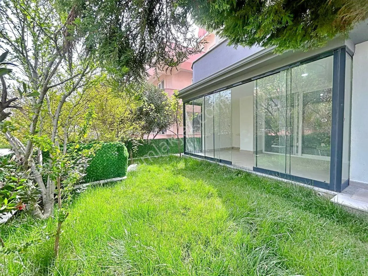 Uytundan Akçay'da Denize 400 Metre 3+1 Bahçeli Satılık Villa — fotoğraf 25