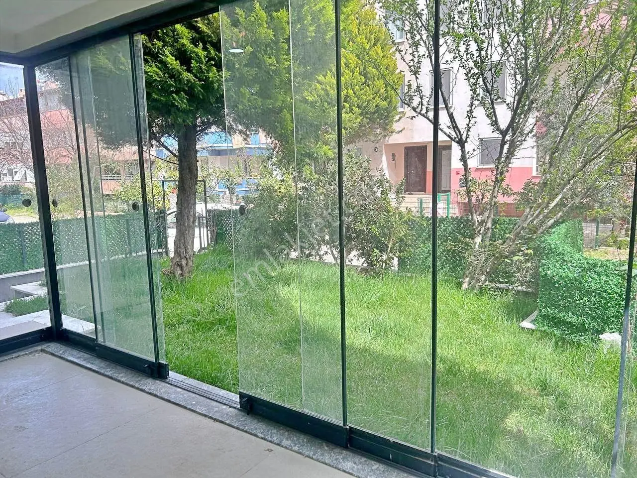 Uytundan Akçay'da Denize 400 Metre 3+1 Bahçeli Satılık Villa — fotoğraf 27
