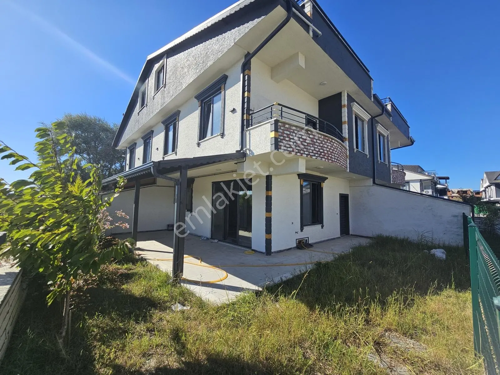 Deniz'den 5+1 Ön Cephe, Yerden Isıtmalı Villa- Tanıtım Videolu