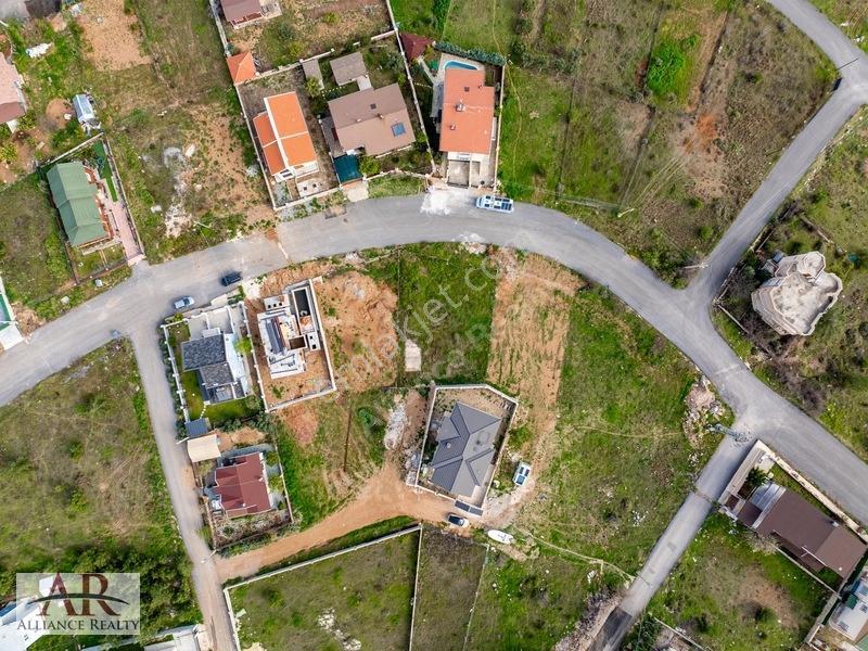 Döşemealtı Düzlerçamında Orman Yanı 475 M² Villa İmarlı Satılık — fotoğraf 8