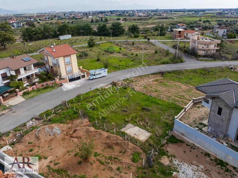 Döşemealtı Düzlerçamında Orman Yanı 475 M² Villa İmarlı Satılık — fotoğraf 10