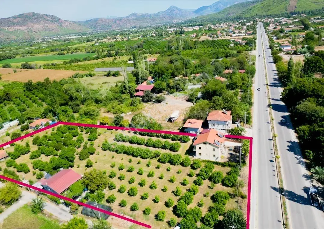 Ortaca Okçular'da, İki Adet Müştemilatlı, 2475m² Satılık Arazi — fotoğraf 5