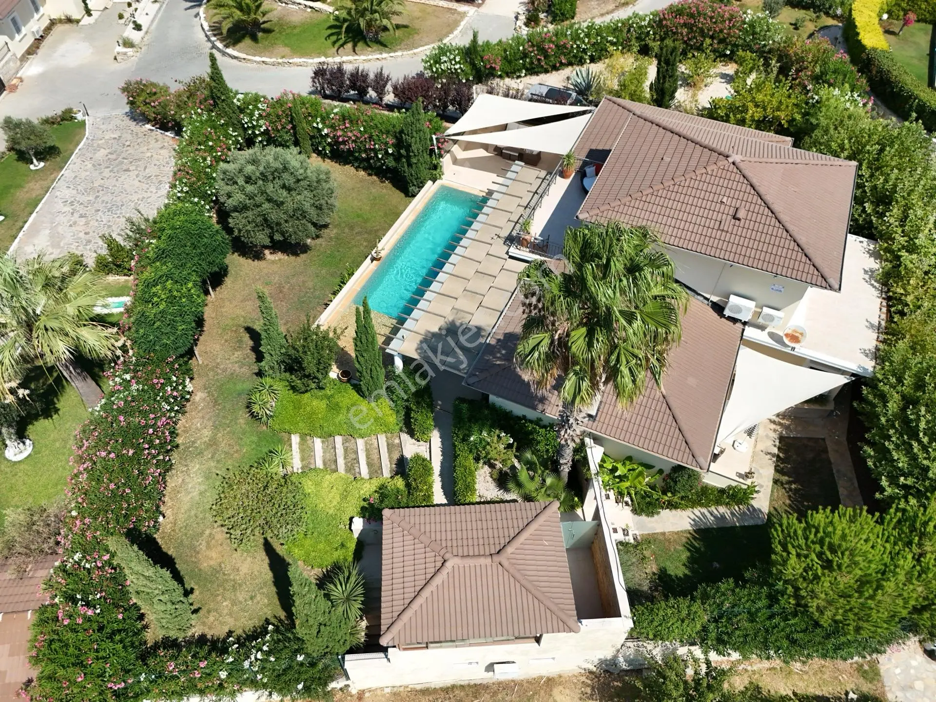 Kuşadası Yaylaköyde Satılık Müstakil Villa — fotoğraf 30