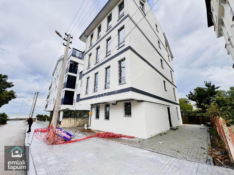 Dolunay'da İyi Konumda Üç Tarafı Açık Geniş Satılık 2+1 Daire