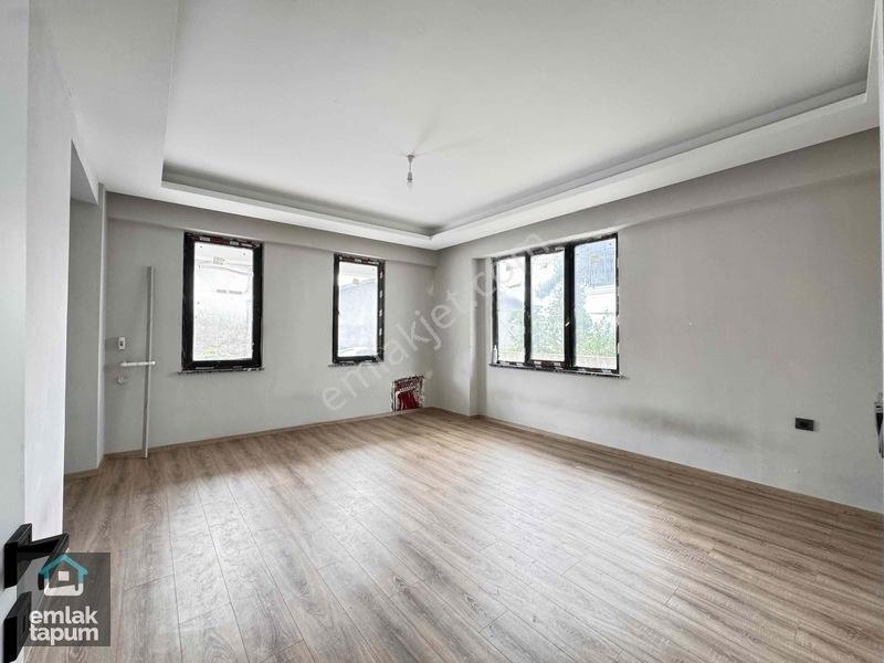 Dolunay'da İyi Konumda Üç Tarafı Açık Geniş Satılık 2+1 Daire — fotoğraf 9