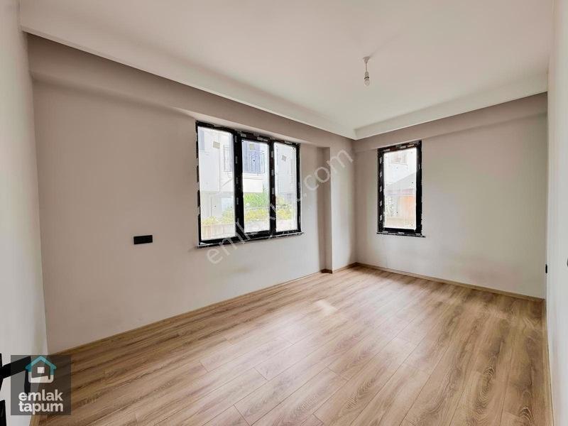 Dolunay'da İyi Konumda Üç Tarafı Açık Geniş Satılık 2+1 Daire — fotoğraf 13