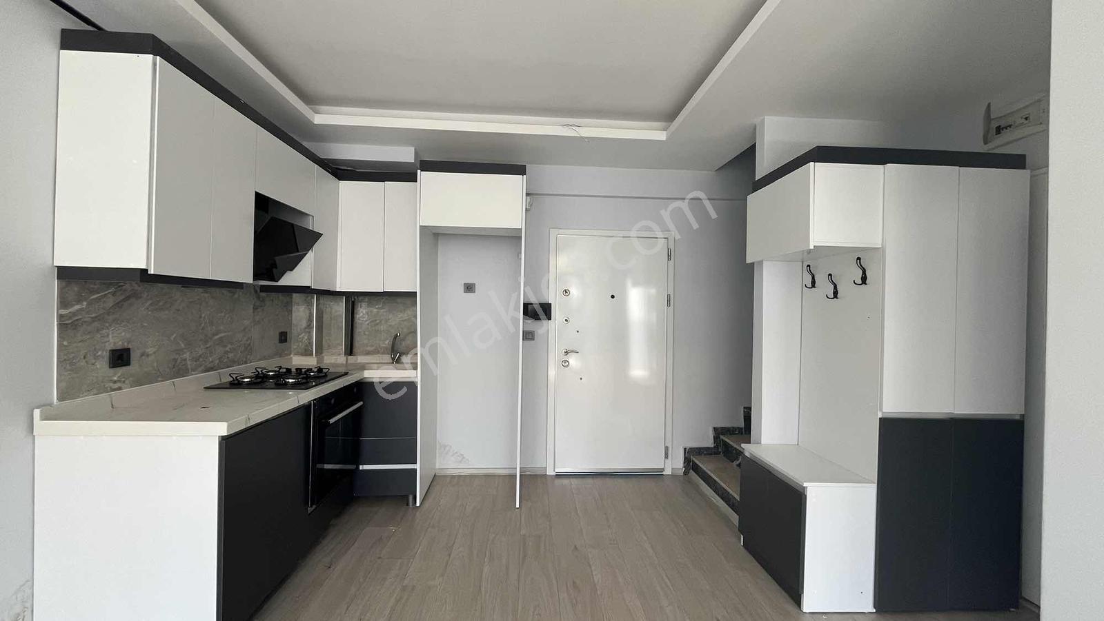İncek'te Site İçerisinde/dublex/2m Kredili/satılık 2+1 — fotoğraf 6