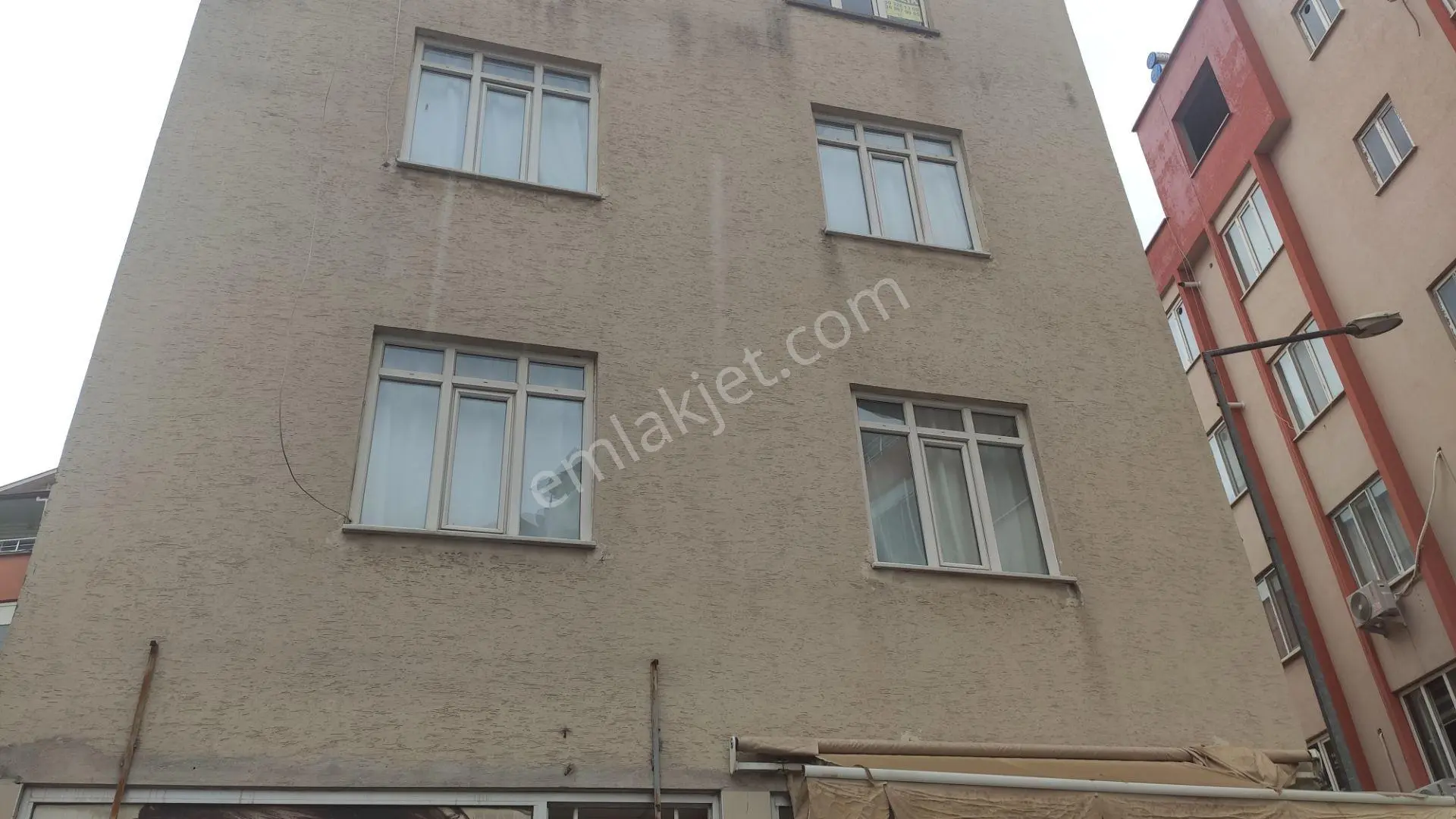Doğancı Mahallesinde Meskinin Karşısında 2+1 Daire Ev Olarak Ve Ofis Yapılır — fotoğraf 2