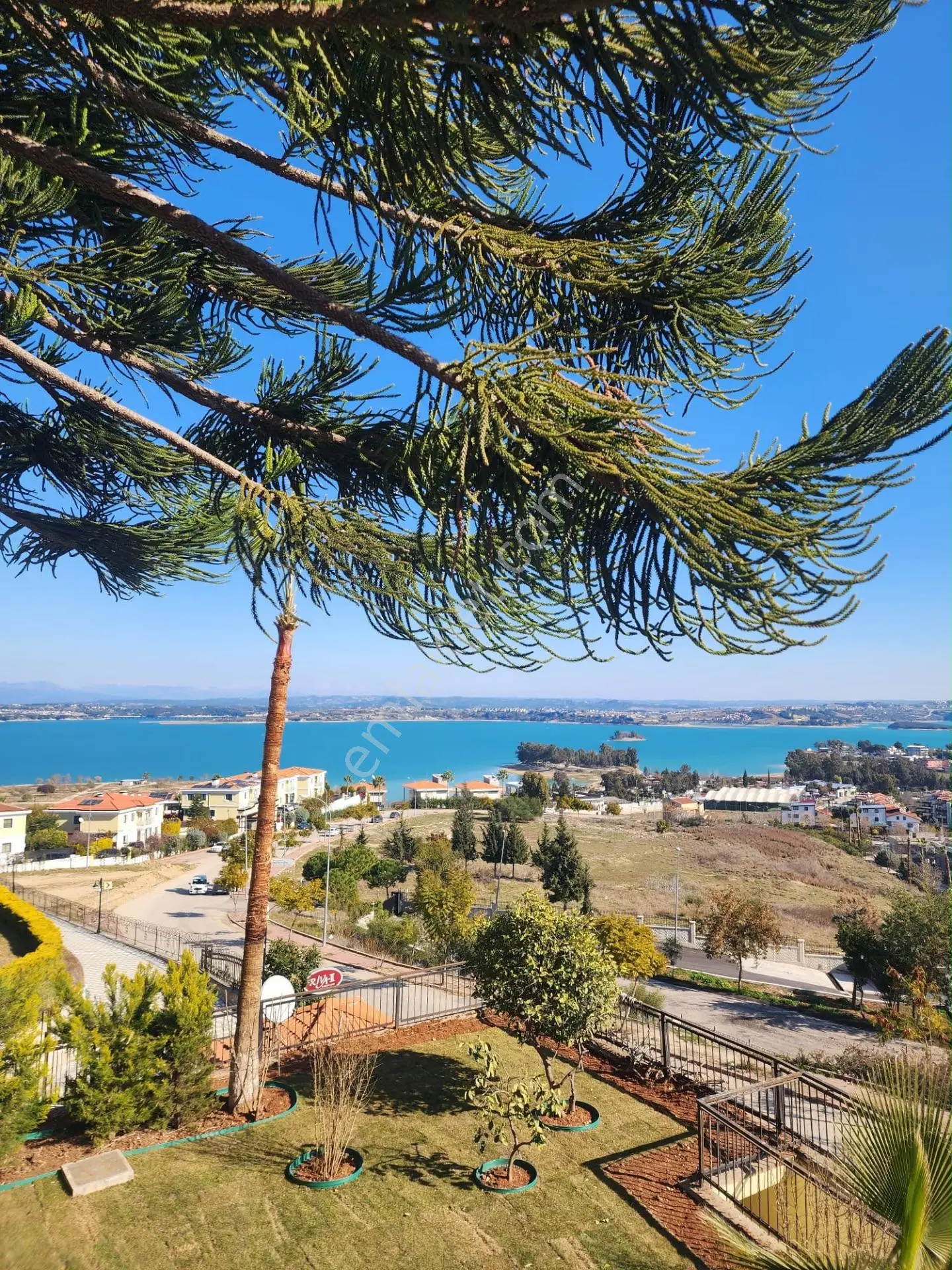 Karslılar 11+2 Panoramik Göl Manzara 1200m2 Arsa 800m2 Oturum 4katlı 5banyo Dgaz 11-15yaş Havuz — fotoğraf 2