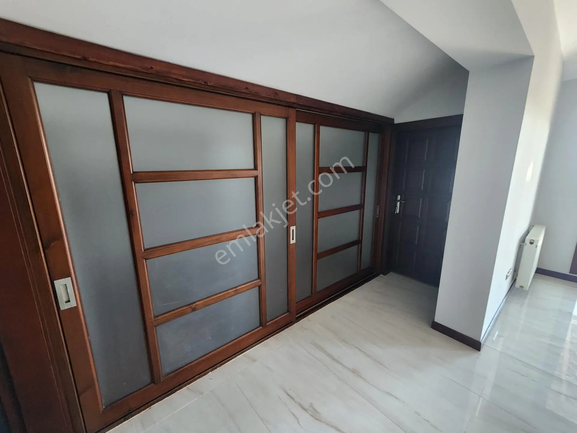 Karslılar 11+2 Panoramik Göl Manzara 1200m2 Arsa 800m2 Oturum 4katlı 5banyo Dgaz 11-15yaş Havuz — fotoğraf 14