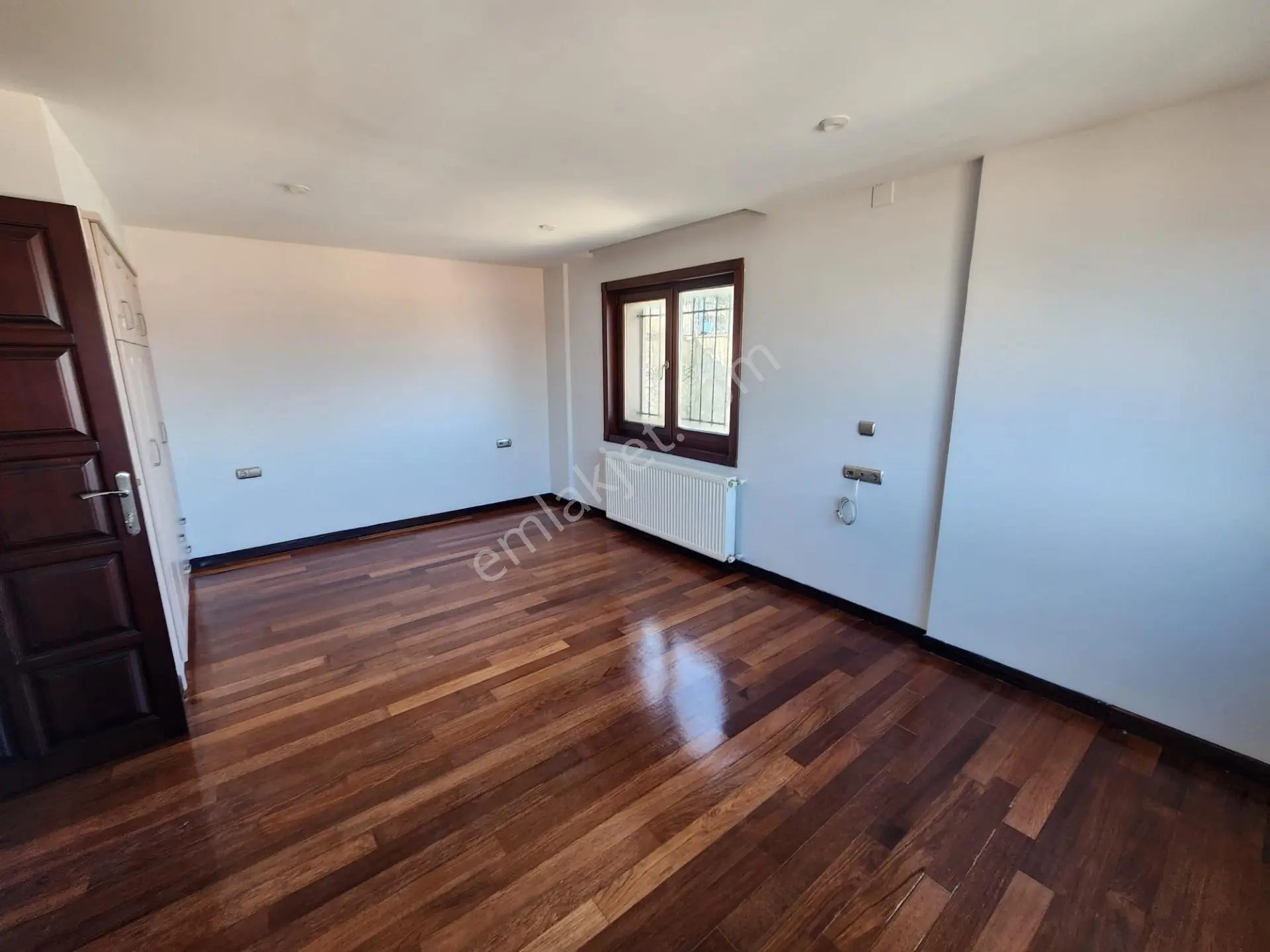 Karslılar 11+2 Panoramik Göl Manzara 1200m2 Arsa 800m2 Oturum 4katlı 5banyo Dgaz 11-15yaş Havuz — fotoğraf 27