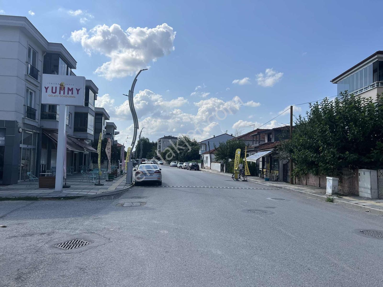 Yağcılarda Ana Cadde Üzerinde 183 M² Arsalı Müstakil 2+1 — fotoğraf 2