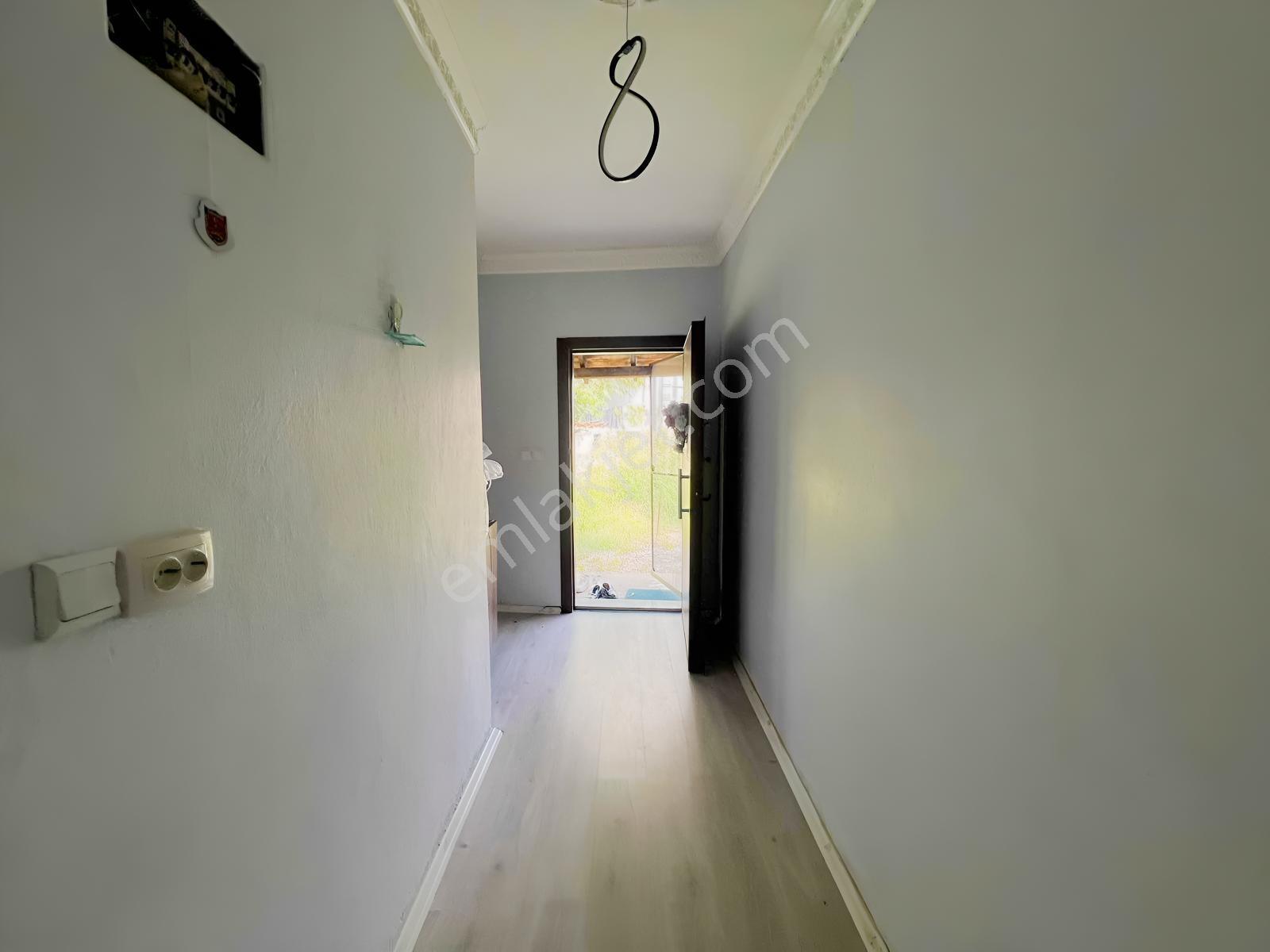 Yağcılarda Ana Cadde Üzerinde 183 M² Arsalı Müstakil 2+1 — fotoğraf 12