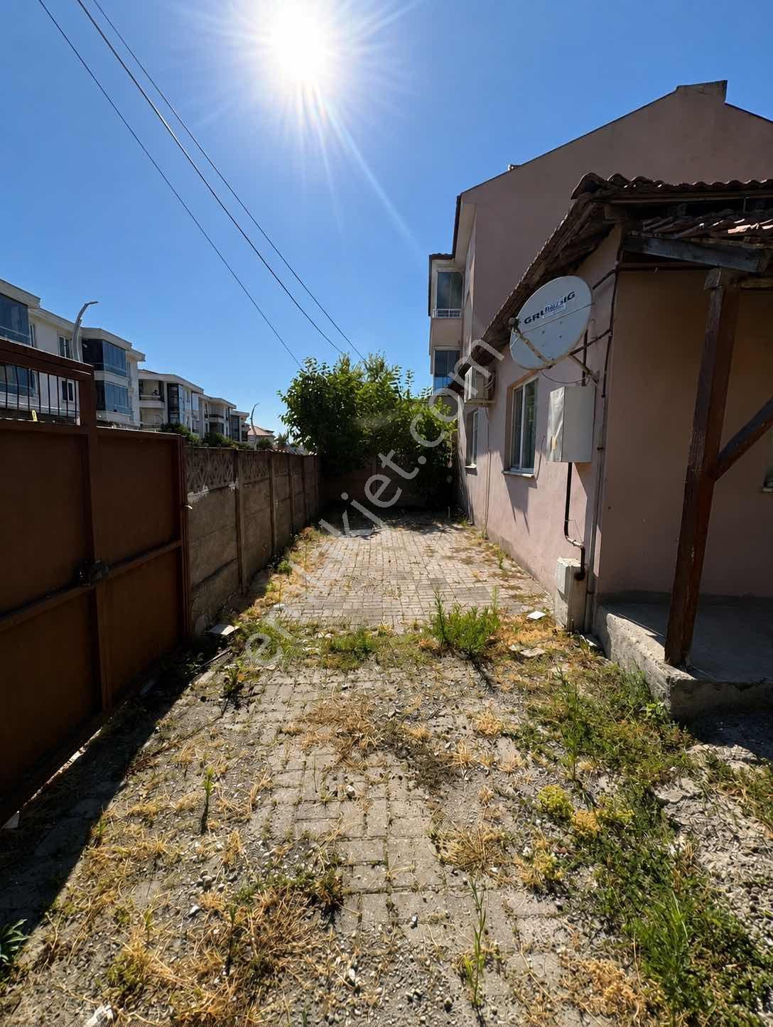 Yağcılarda Ana Cadde Üzerinde 183 M² Arsalı Müstakil 2+1 — fotoğraf 17