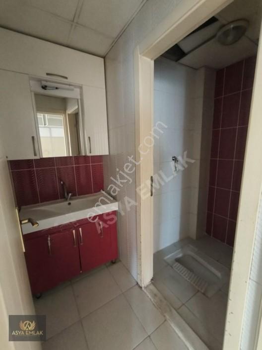 Fetih Caddesi Cepheli Geniş 3+1 Satılık — fotoğraf 9