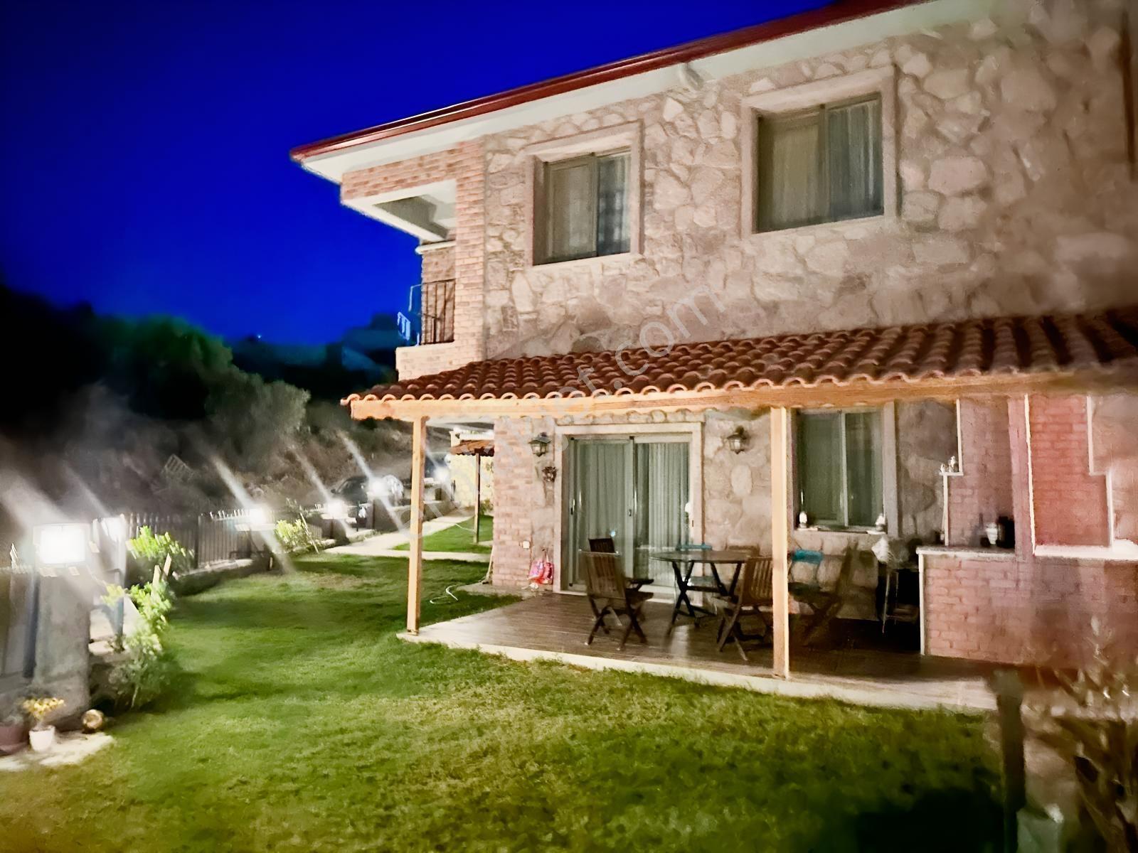 Yenifoça'da Asos Villaları Prestijiyle Tanışın — fotoğraf 2