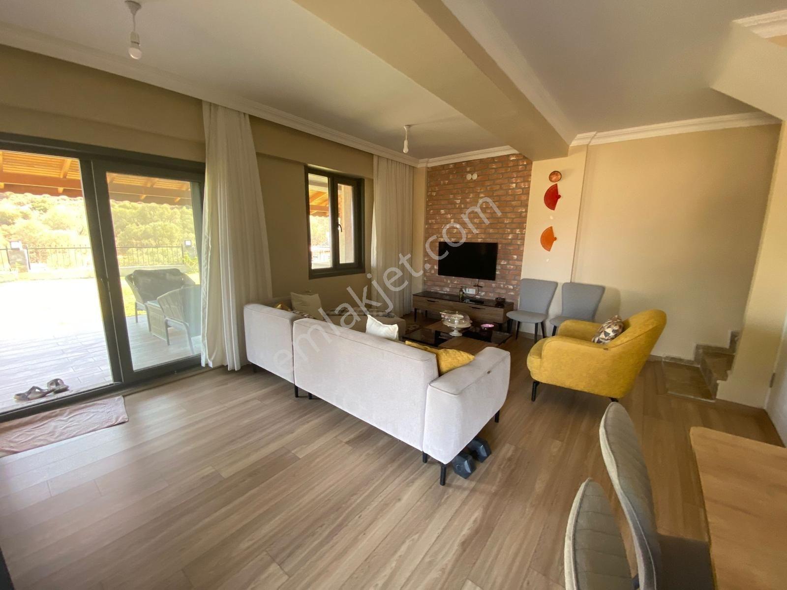 Yenifoça'da Asos Villaları Prestijiyle Tanışın — fotoğraf 15
