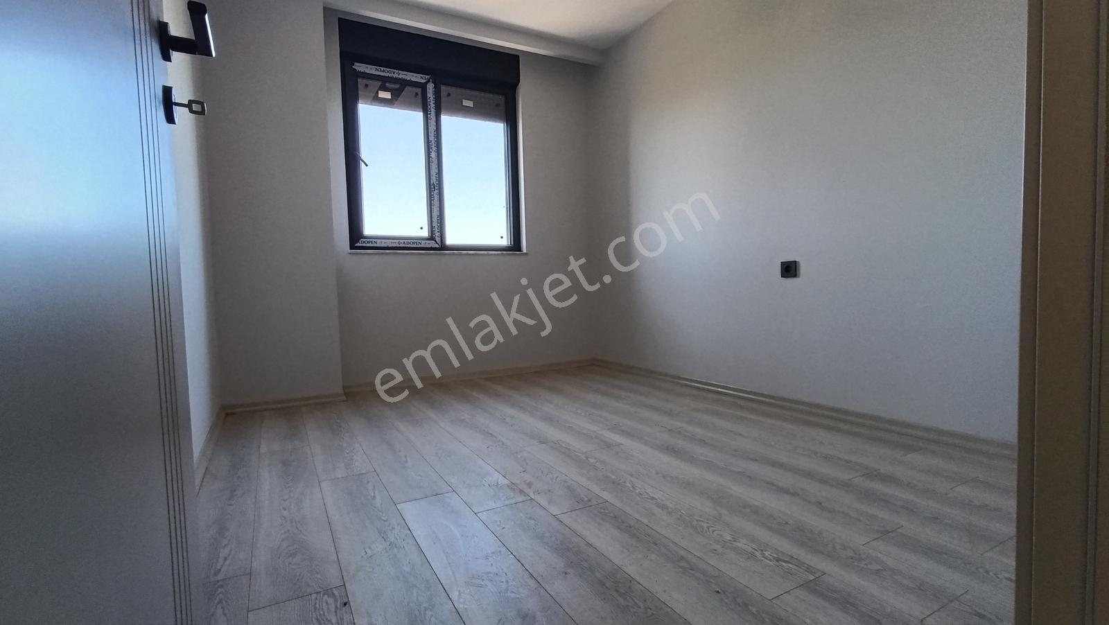 Çamlıbelde Tranvaya 600m Açık Otoparklı Asansörlü 2+1 Daire — fotoğraf 2