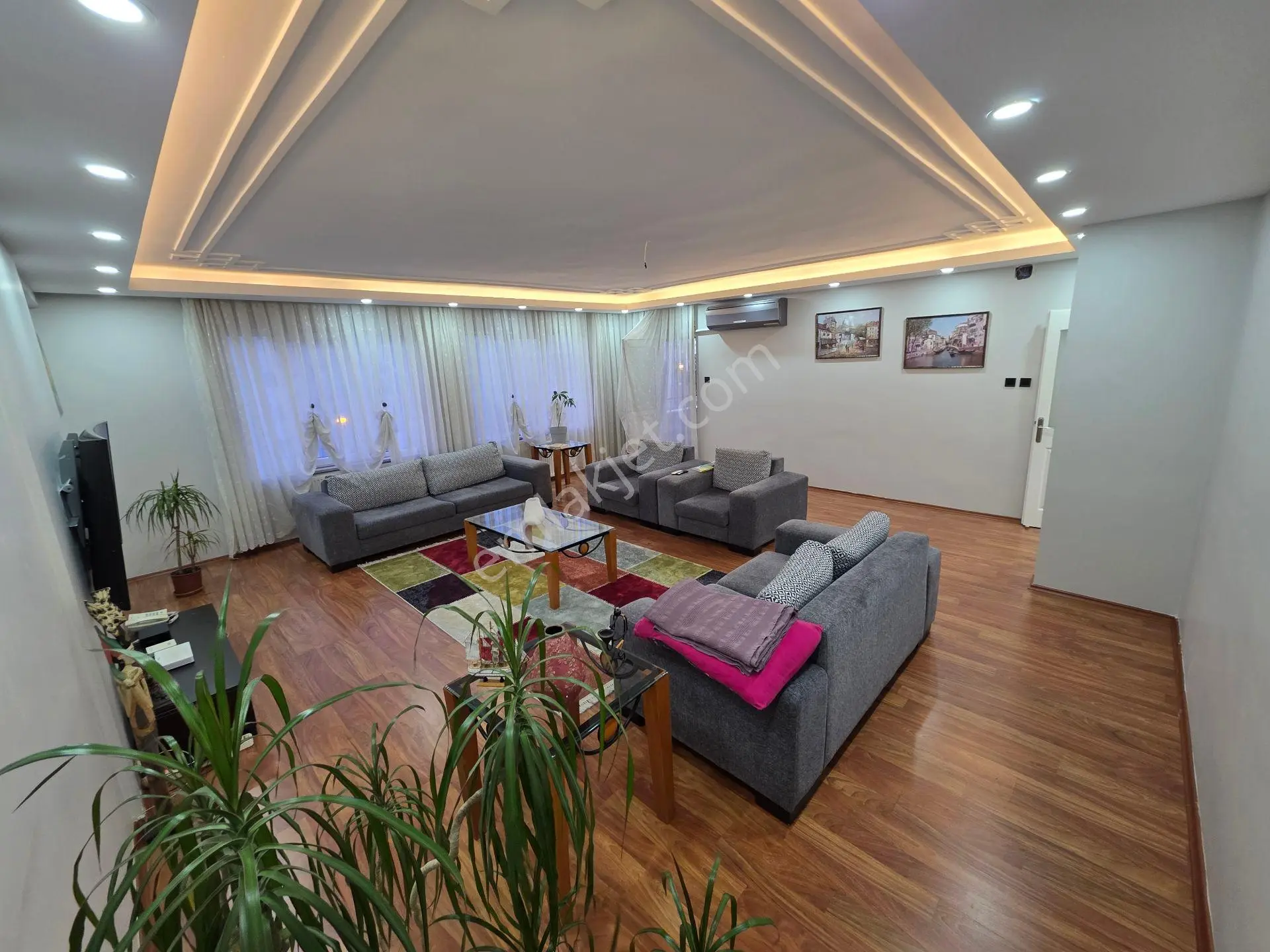 Şahintepe Tramvaya Yakın Hasarsız Arakat Ultra Lüx 190m2 3+1 — fotoğraf 6