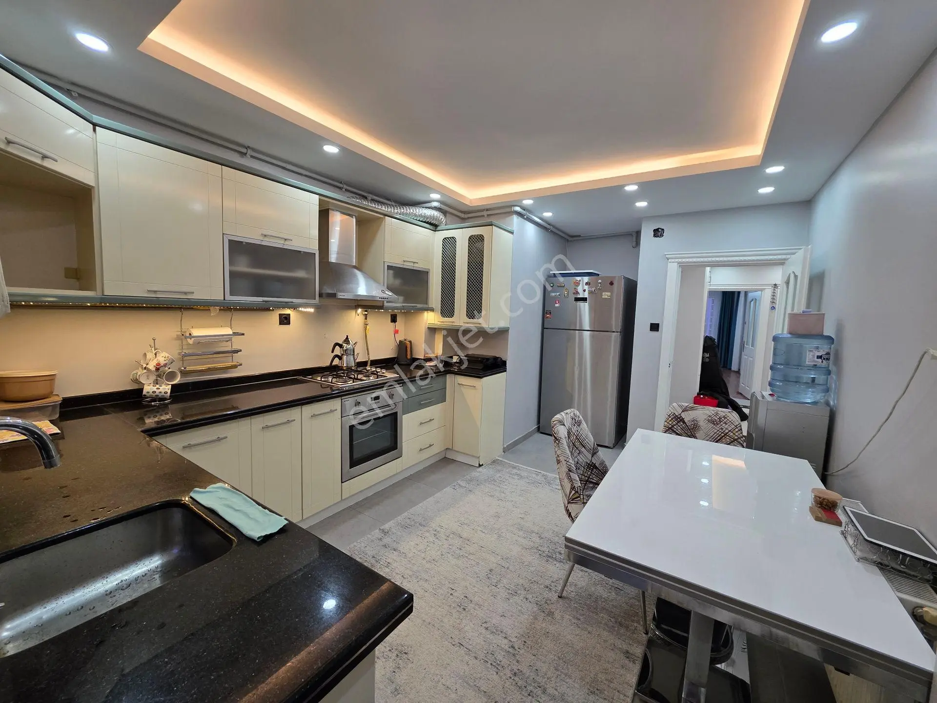 Şahintepe Tramvaya Yakın Hasarsız Arakat Ultra Lüx 190m2 3+1 — fotoğraf 7