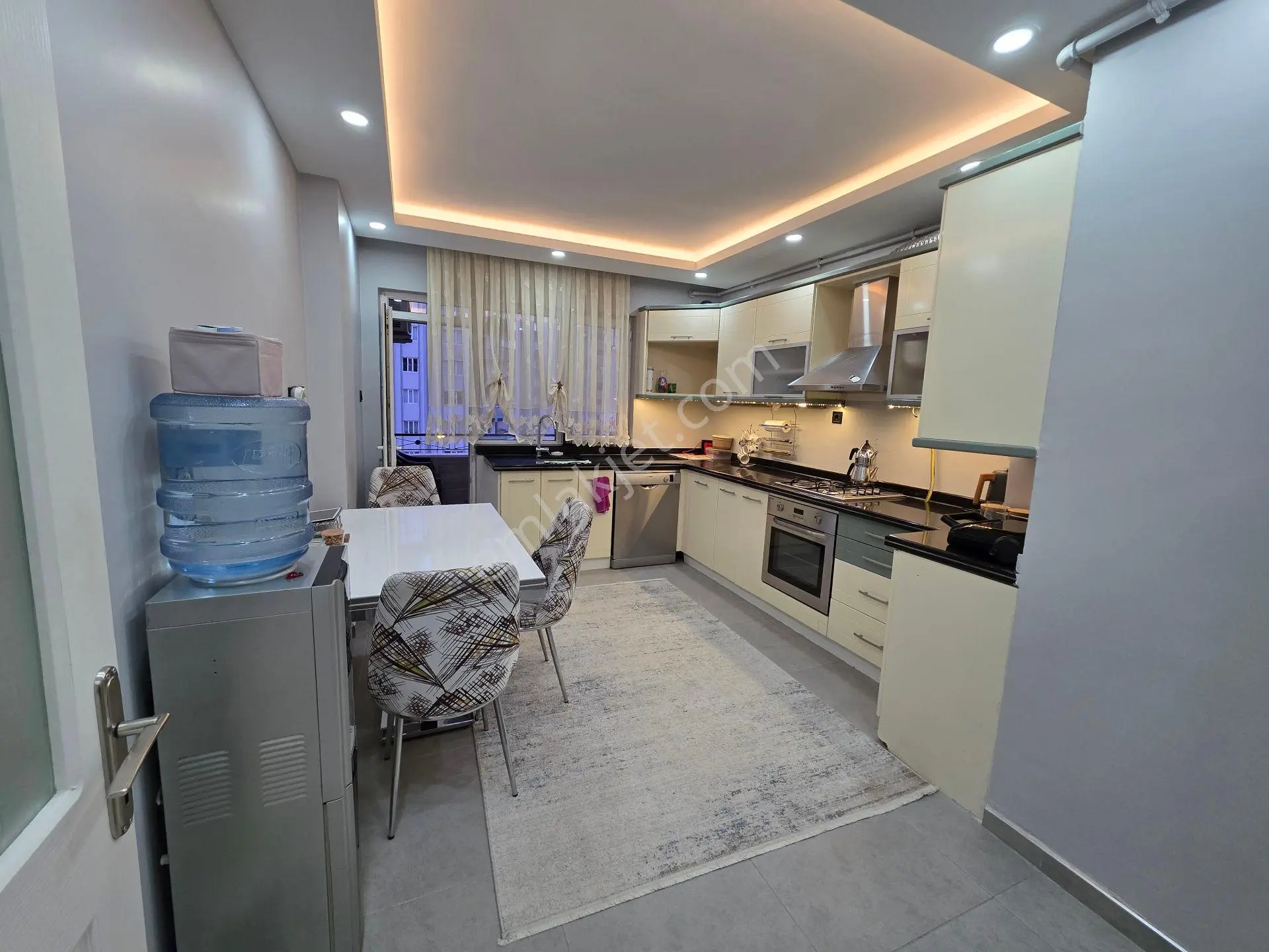 Şahintepe Tramvaya Yakın Hasarsız Arakat Ultra Lüx 190m2 3+1 — fotoğraf 8