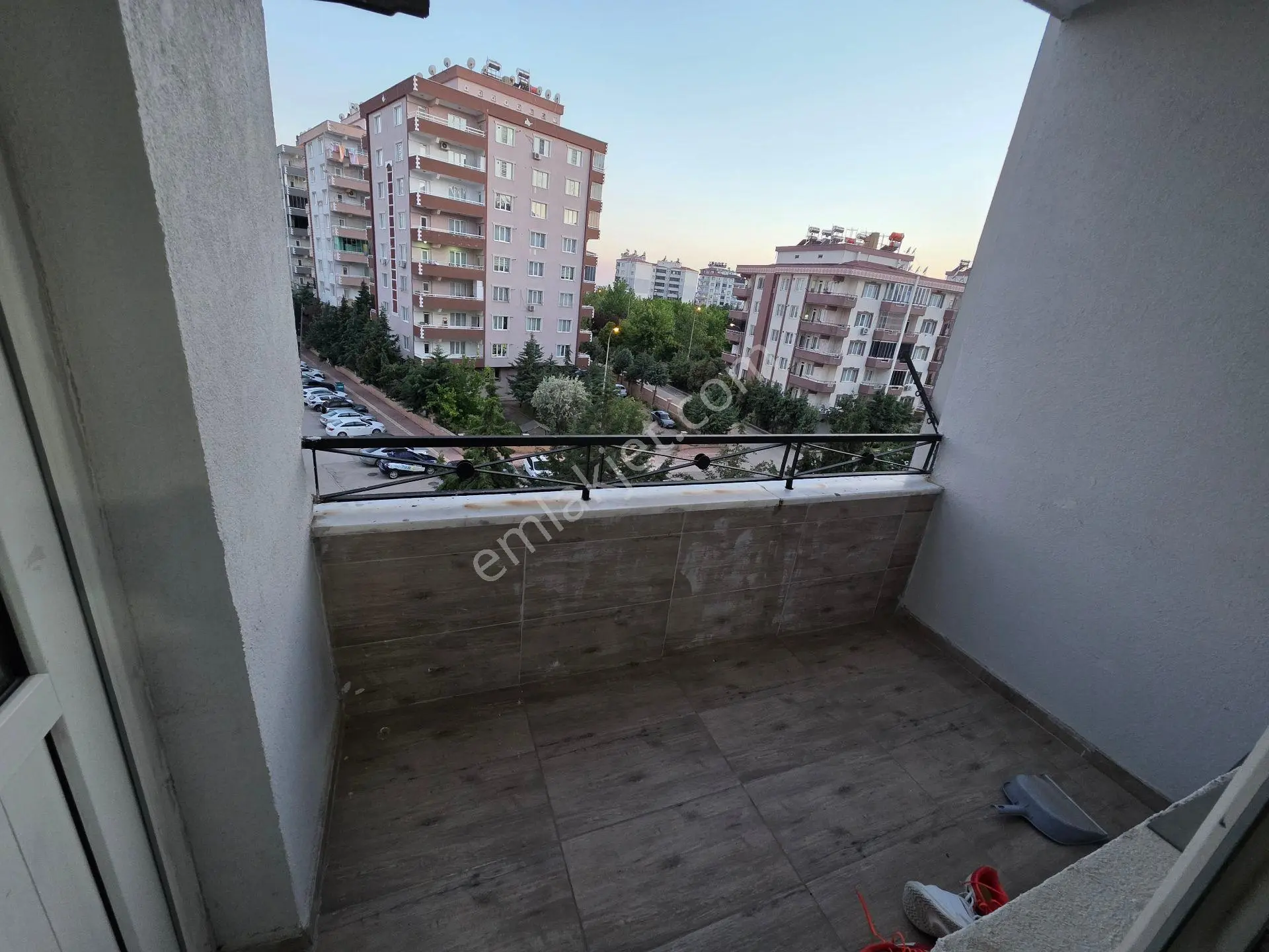 Şahintepe Tramvaya Yakın Hasarsız Arakat Ultra Lüx 190m2 3+1 — fotoğraf 17