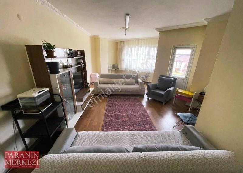 Para'dan Sancaktepe Sarıgazi Mah.'de Ferah 3+1 Satılık Daire