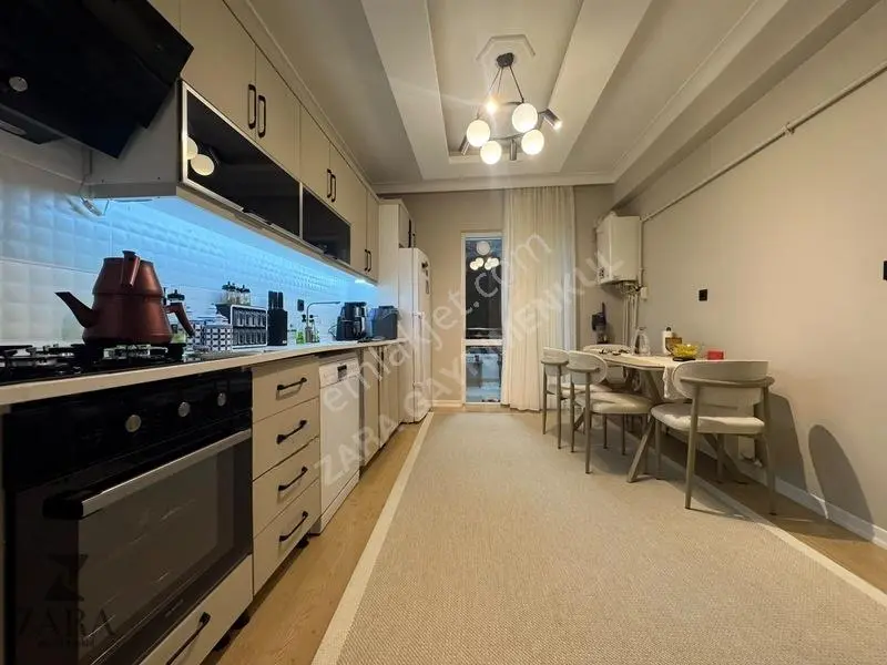 Zara | Akşemsettin Mh. Neşet Cd Yanı Asansörlü 120 M² 3+1 Daire — fotoğraf 2