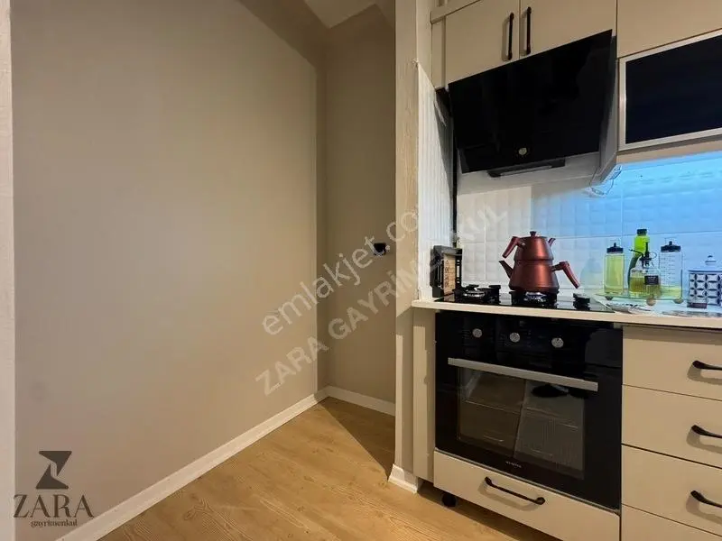 Zara | Akşemsettin Mh. Neşet Cd Yanı Asansörlü 120 M² 3+1 Daire — fotoğraf 3