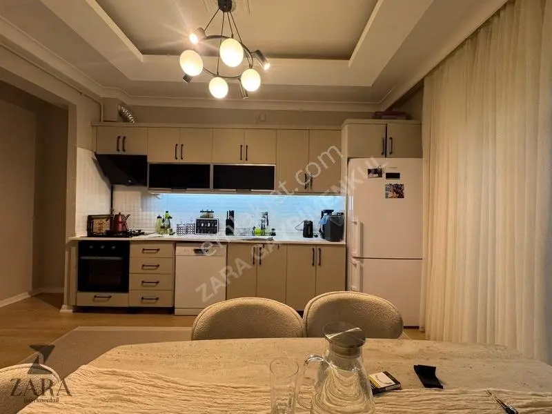 Zara | Akşemsettin Mh. Neşet Cd Yanı Asansörlü 120 M² 3+1 Daire — fotoğraf 4