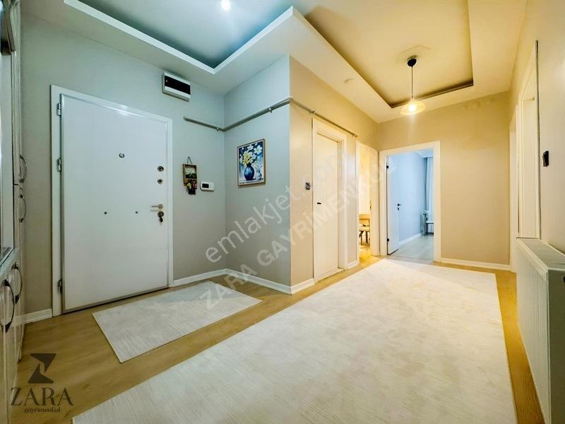 Zara | Akşemsettin Mh. Neşet Cd Yanı Asansörlü 120 M² 3+1 Daire — fotoğraf 32