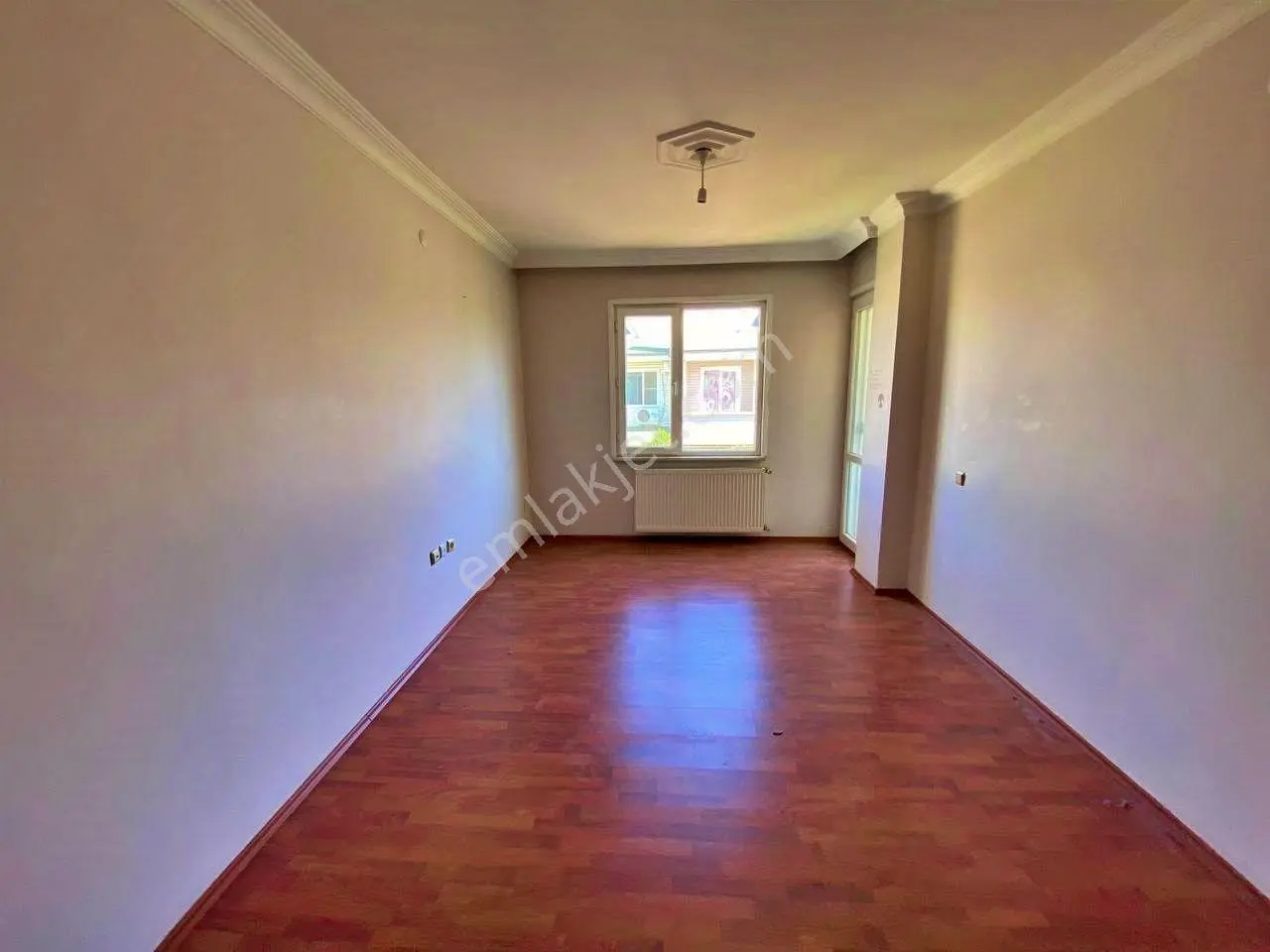 Uytundan Edremitte Daire Fiyatına 5+1 Satılık Tripleks Villa — fotoğraf 2