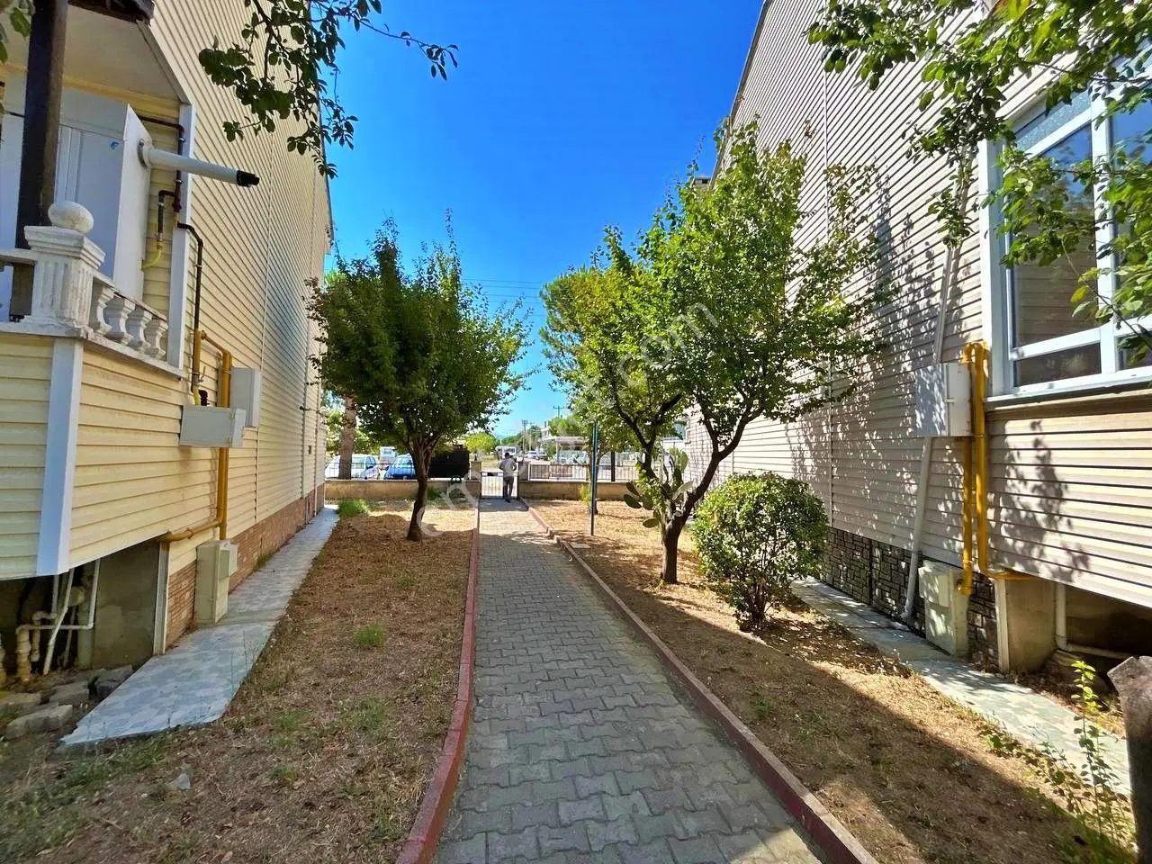 Uytundan Edremitte Daire Fiyatına 5+1 Satılık Tripleks Villa — fotoğraf 7