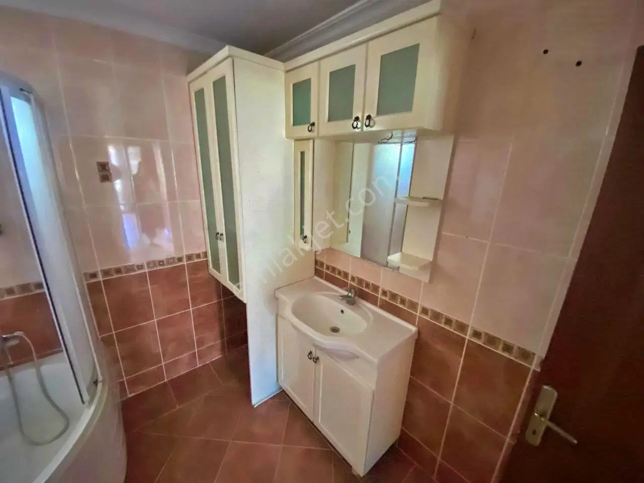 Uytundan Edremitte Daire Fiyatına 5+1 Satılık Tripleks Villa — fotoğraf 32