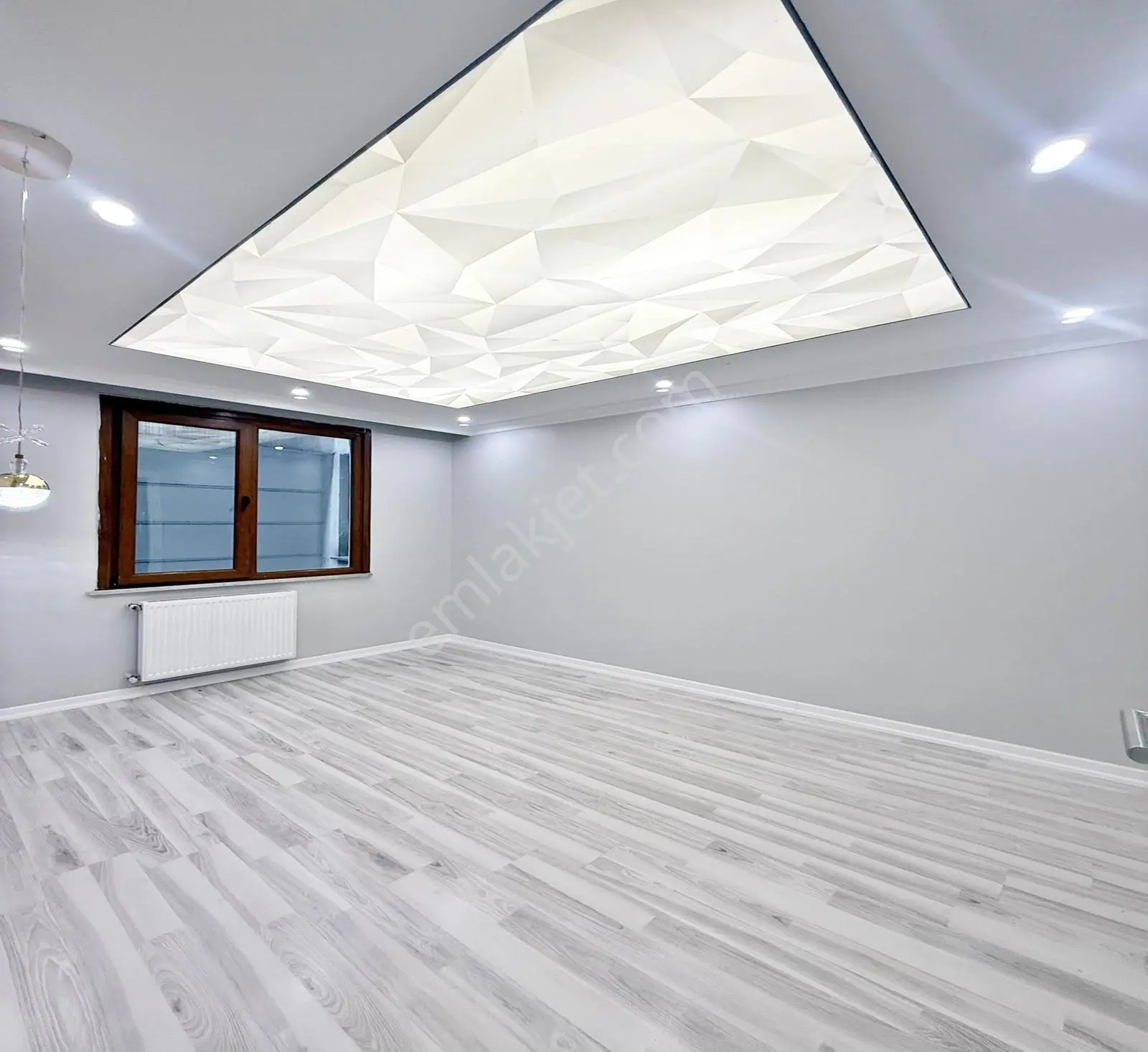Esenyurt Kıraç Osmangazi Mah. 2.kat 2+1 Asansörlü 2.900.000 Tl — fotoğraf 2