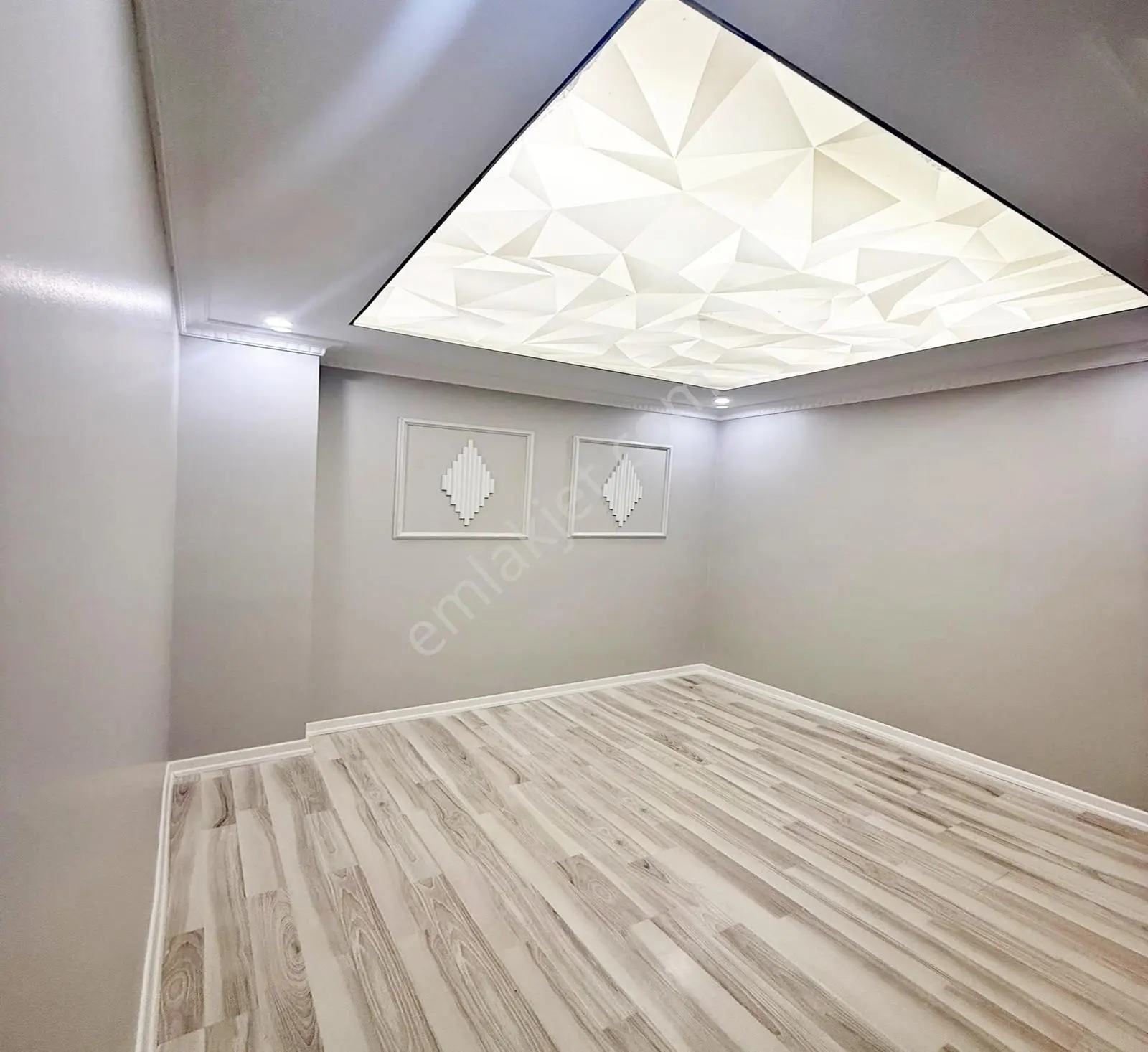Esenyurt Kıraç Osmangazi Mah. 2.kat 2+1 Asansörlü 2.900.000 Tl — fotoğraf 5